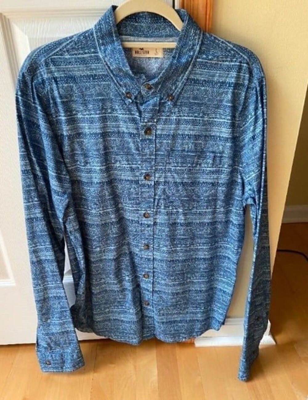 Hollister Mens Large Blue Geometric Pattern Long Sleeve Button Down Shirt